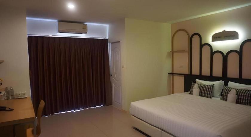 The Rice Hotel Roi Et Eksteriør billede